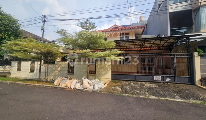 For Sale Luxury House Hook Position Premium Location in Pondok Indah