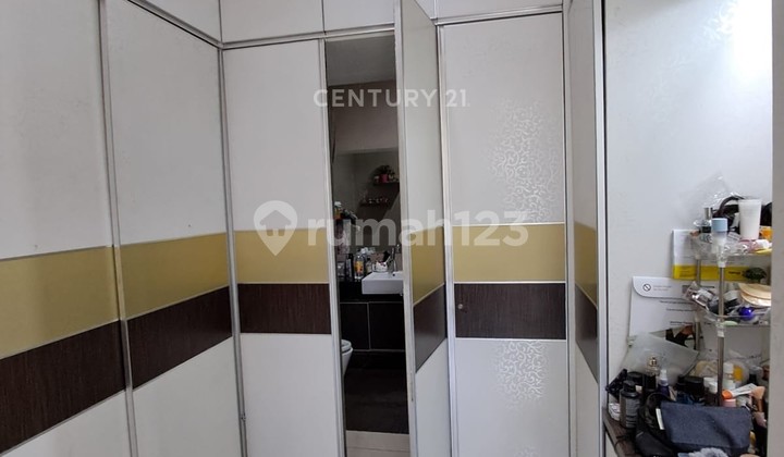 Dijual Rumah Bagus di Perumahan Asia Tropis Harapan Indah Bekasi 2