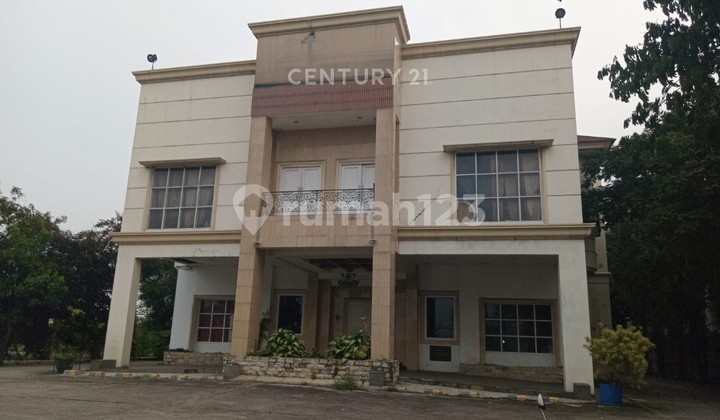 For Sale: Multi-Purpose Building and Vacant Land in West Karawang
