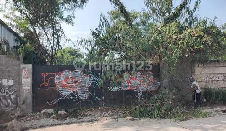 Tanah Legok. Lokasi Strategis Di Jalan Raya