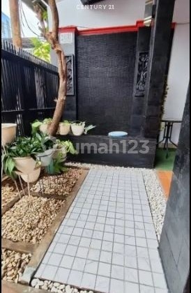 Dijual Rumah Mewah 2 Lantai Bonus Mobil Di Condet Jakarta Timur  2
