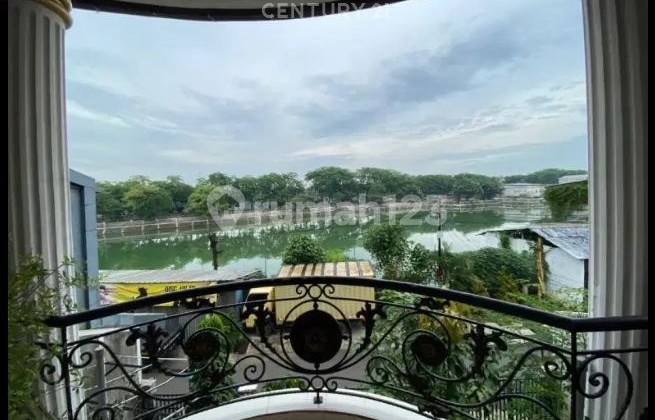 For Sale: Lake View House in a Strategic Location at Buaran Cakung, East Jakarta. 2