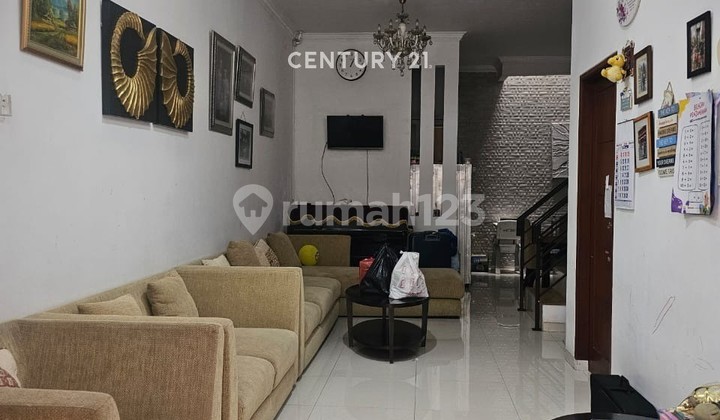 Quick Sale House in Pulo Asem, East Jakarta 2