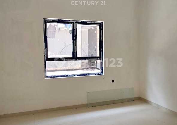 Dijual Rumah Lokasi Strategis di Gandaria Jakarta Selatan 2