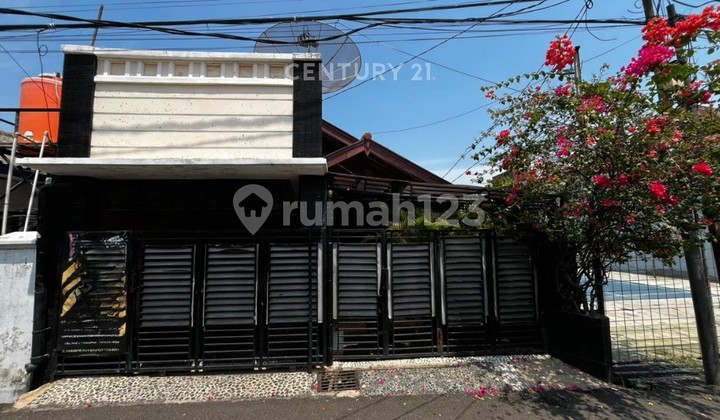 Dijual Rumah Dua Lantai Siap Huni Cakung Jakarta Timur Dijual Rumah Dua Lantai Siap Huni Cakung Jakarta Timur