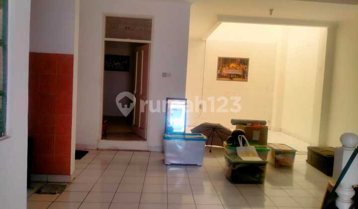 For Rent 2-Story Ready-to-Occupy House in Taman Modern Cakung, East Jakarta 2