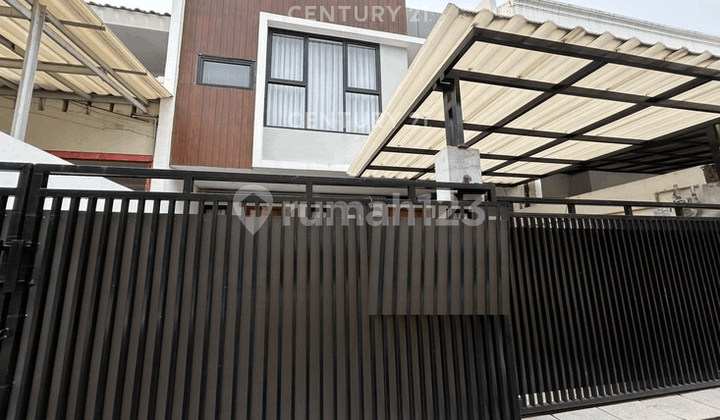 For Quick Sale: Safe and Comfortable House in Taman Modern, East Jakarta 2