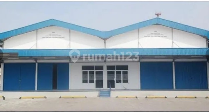 Warehouse For Sale Ready to Use on Bekasi Cakung Main Road, East Jakarta Warehouse For Sale Ready to Use on Bekasi Cakung Main Road, East Jakarta