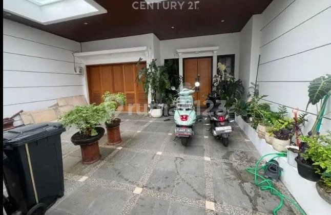 For Sale Quick Move-in Ready New Construction House in Tebet, South Jakarta 2