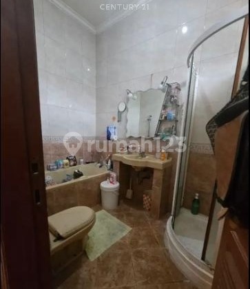 Dijual Cepat Rumah Hook Lokasi Strategis Di Kembangan Jak Bar 2