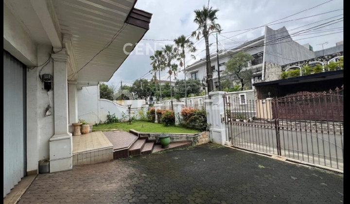 Flood-Free House for Sale in Kemanggisan, West Jakarta 2