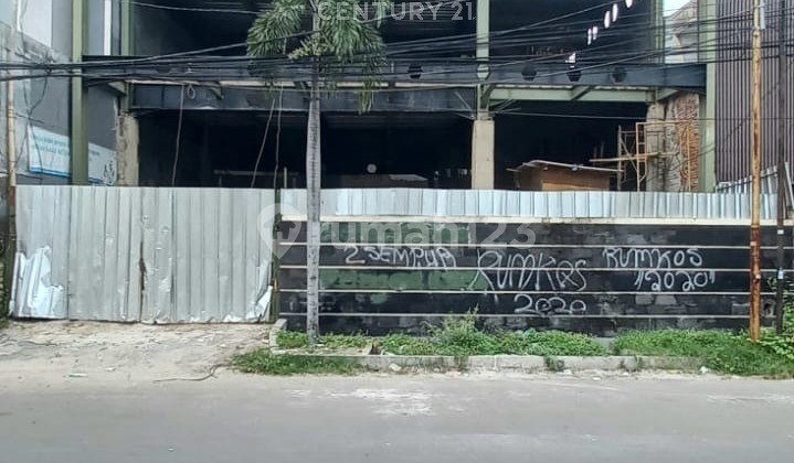 Dijual Bangunan Multifungsi 4 Setengah Lantai Terima Jadi Di Gree