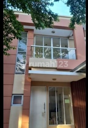 Dijual Rumah Cantik Di Perumahan River Valley Jakarta Selatan