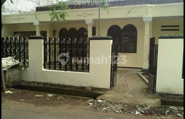 Jual Rumah Murah Di Galur Sari Utan Kayu Matraman Jakarta Timur  1