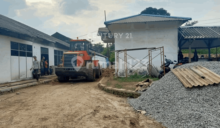 Land and Building for Sale in Gintungkerta Karawang