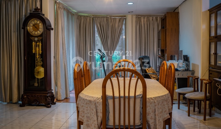 For Quick Sale Semi-Furnished House in Rawamangun, East Jakarta