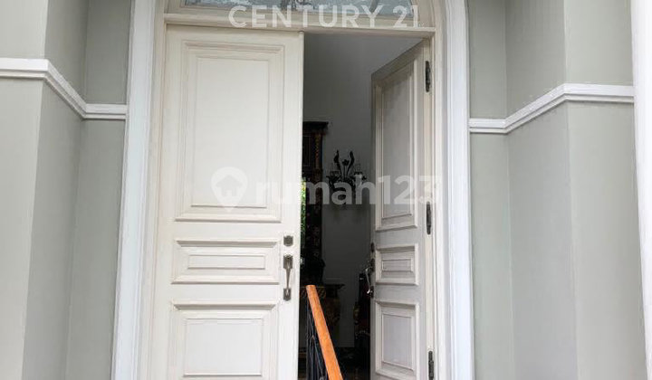 Rumah Bagus Dekat SCBD Jarang Ada (Erlangga)