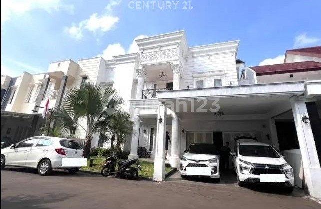 Dijual Rmh Classic Modern Dlm Cluster Dgn Private Pool Di Pejaten
