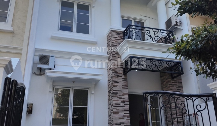 Dijual Cepat Rumah Siap Huni Baru Renovasi Di Royal Residence 