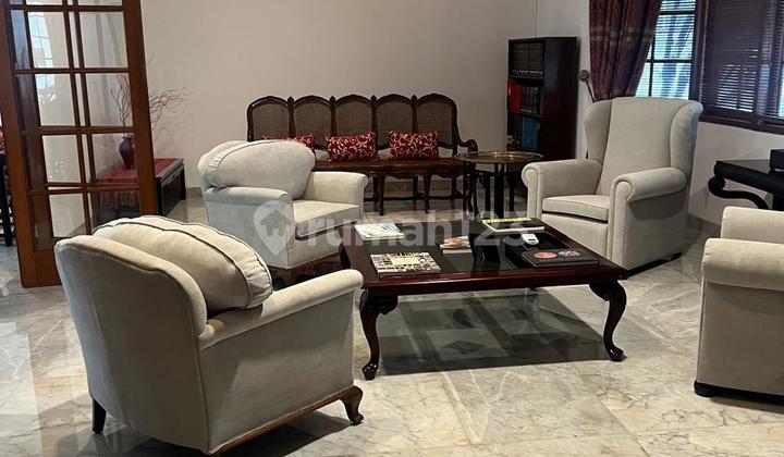 House In The Best Area Of Kebayoran Baru 2