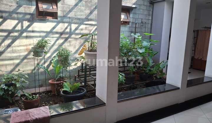 Rumah Bagus di Menteng Dalam 2