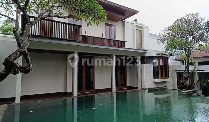 House for Rent on Kebayoran Baru 2