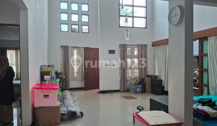 Rumah Bagus di Menteng Dalam