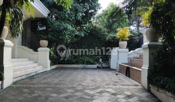 Nice House for Rent in Menteng Nice House for Rent in Menteng