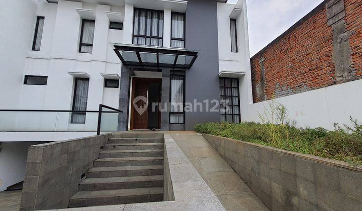 Dijual Rumah Baru di Jl Semarang Menteng 1