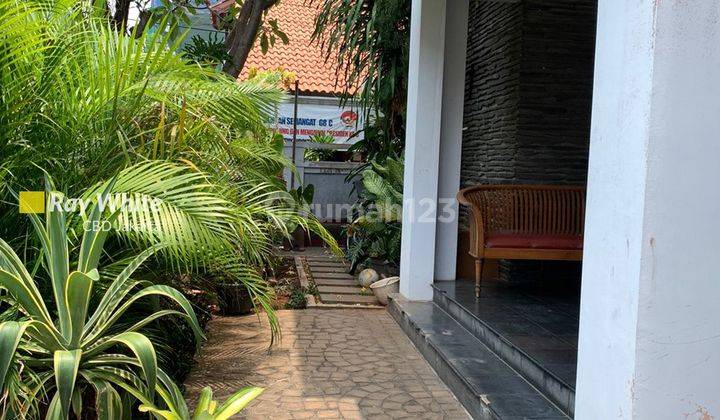 Rumah Siap Huni Lokasi Strategis Di Area Tebet - Jakarta Selatan 2