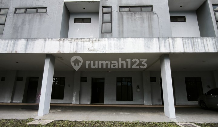 New Townhouse 3 Lantai, Lokasi Strategis di Veteran Bintaro Pesanggrahan Jaksel 2