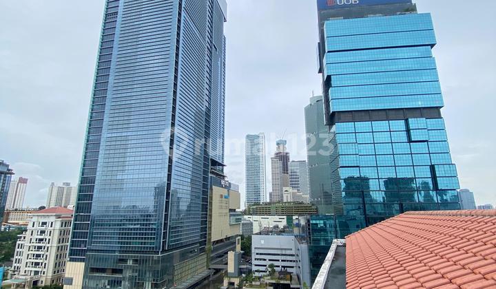 For sale 9-story building in the Jl Thamrin area - Central Jakarta