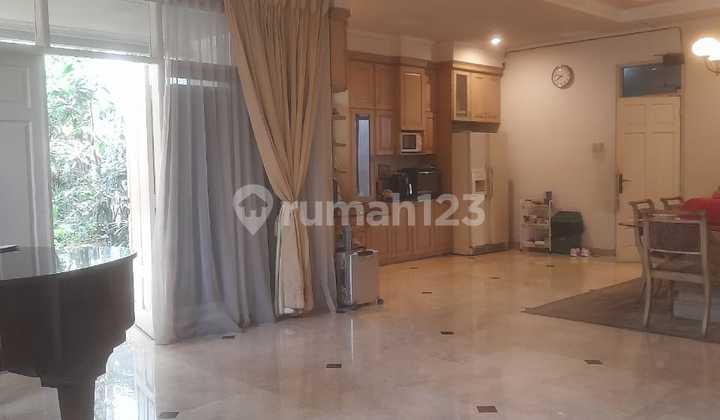 Rumah 2 Lantai Dengan Swiming Pool Di Kebayoran Baru Rumah Bagus