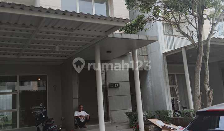 For Rent House Inside Complex, Exclusive Environment in Lebak Bulus 1