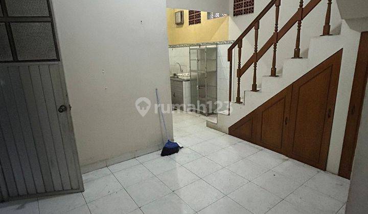 Rumah Minimalis, Lebak Bulus, Startegis,  Selangkah Ke Pintu  Samping Mrt Station, Kompl. Sapta Taruna 5