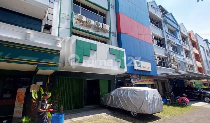 Ruko Siap Huni, Di Fatmawati Raya Ruko Siap Huni, Di Fatmawati Raya