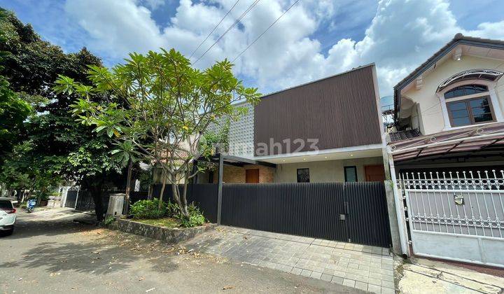 Rumah Cantik Modern Villa Delima Lebak Bulus 2