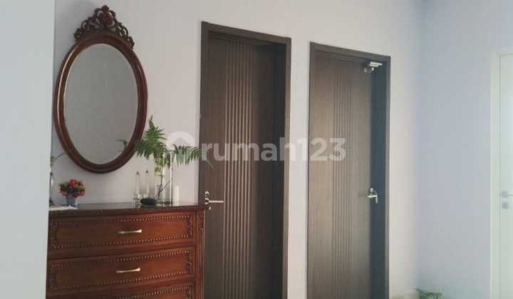 Rumah Cantik di Serenia Hills Lebak Bulus Rumah Cantik di Serenia Hills Lebak Bulus