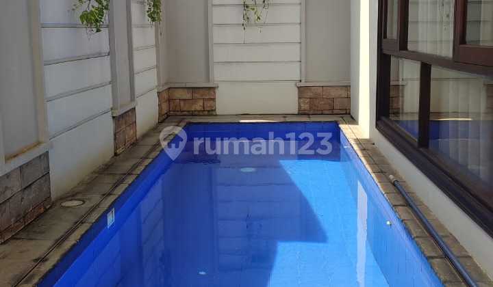 Rumah Di Pejaten Ada Kolam Renang  2