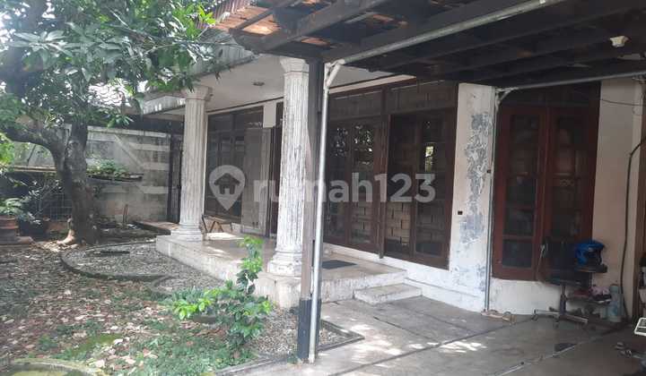 Rumah Tua Hitung Ranah Di Kebayoran Baru