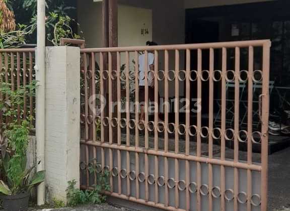 Rumah Dalam Kompleks di Lebak Bulus 2