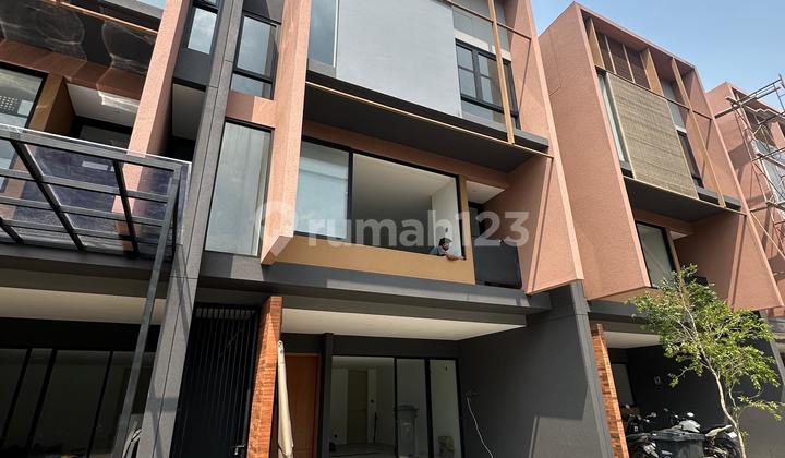 Rumah Baru Siap Huni Di Jakarta Selatan Area Tb Simatupang 2