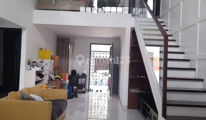 Rumah Baru , Siap Huni, Lingkungan Elit Dekat J 1