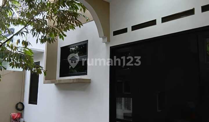 Rental House in Villa Delima Lebak Bulus