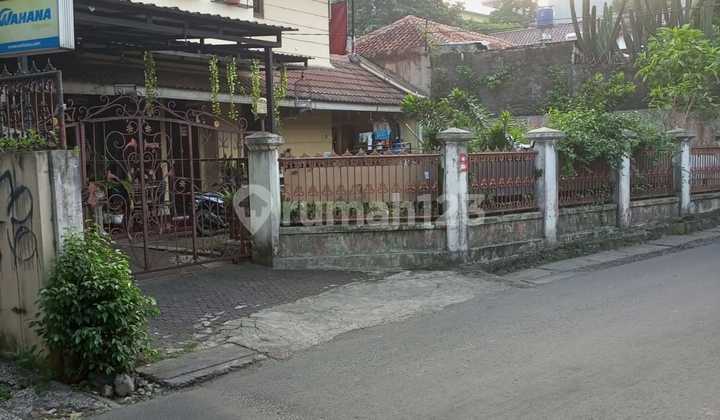 House in Rempoa Border of Tangsel Jaksel