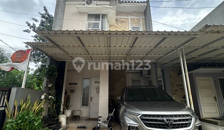 Semi-Furnished House at UI Kutek, South Jakarta