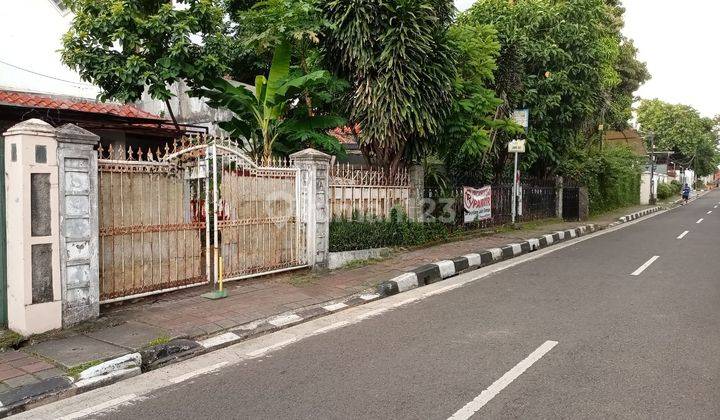 RUMAH DI MENTENG JAKPUS MURAH DIKELASNYA 1