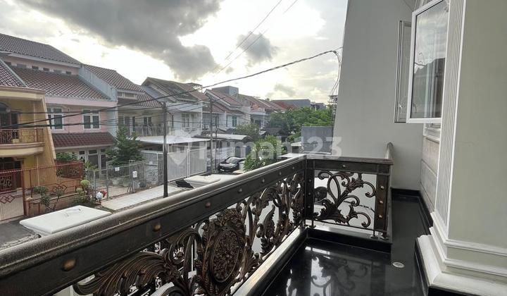 European Style!! di Taman Palem Jakbar Full Furnished 2