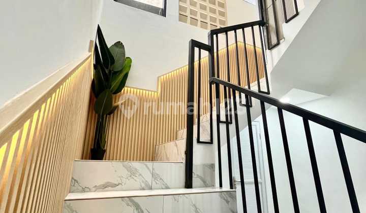 21-Room Boarding House in Tomang, Strategically Located 2