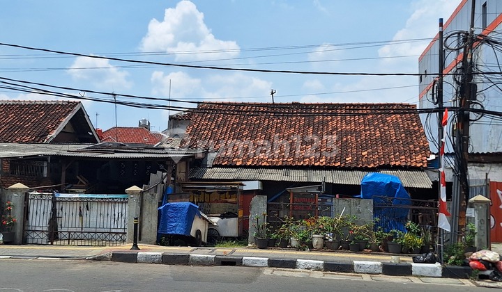 Rumah Tua Komersial Dekat LRT Unj Rawamangun Rumah Tua Komersial Dekat LRT Unj Rawamangun